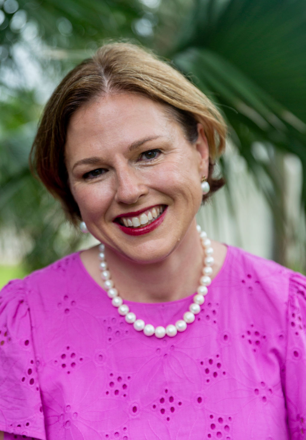 Carrie Murray Nellis Headshot